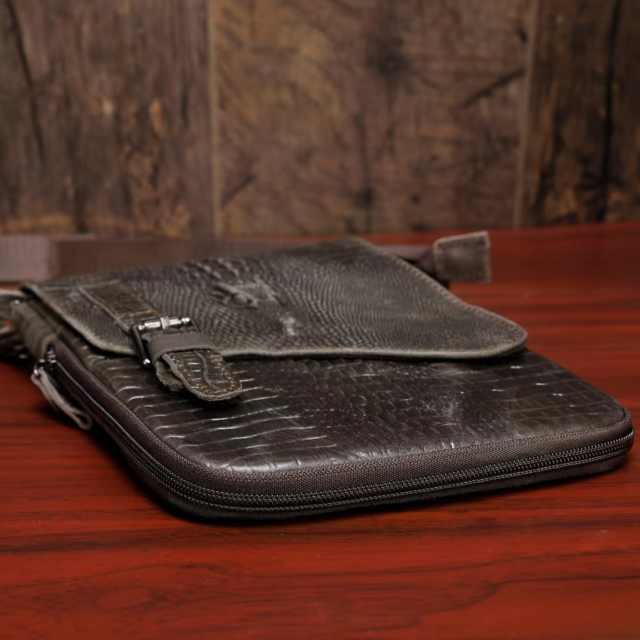 Cowhide Small Shoulder Bag, Crocodile Pattern Casual Sling Bag
